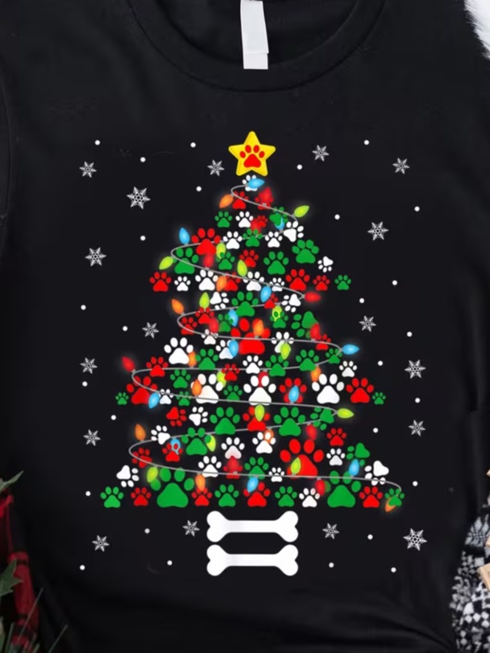 Plus Size 3X Paw Print Christmas Tree Dog Lover T-Shirt